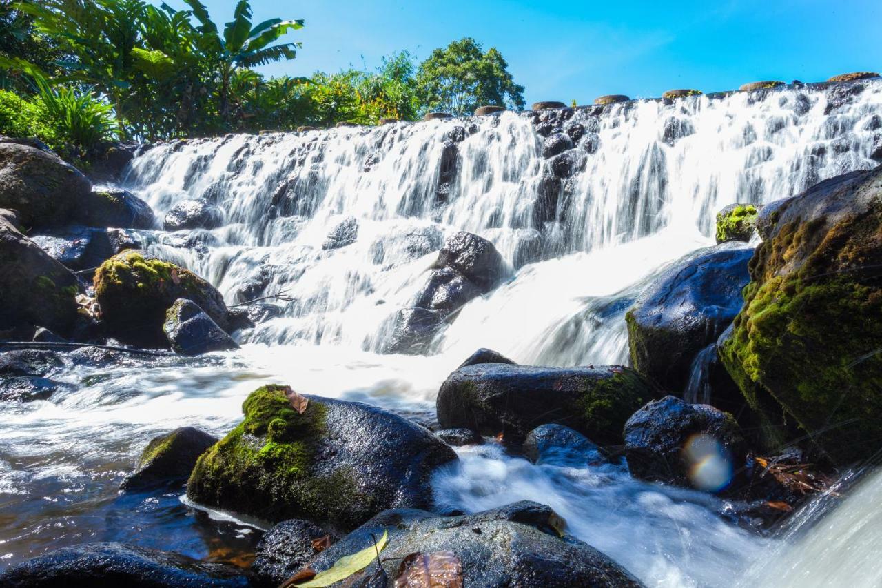 Sinouk Coffee Resort Paksong Bagian luar foto